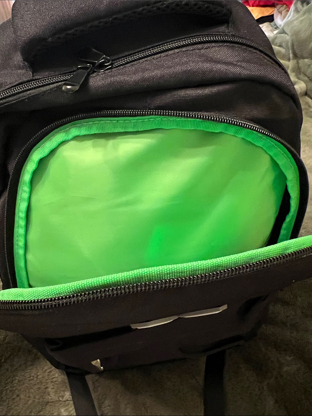 New Mens PSYCHO BUNNY Backpack. - Picture 5 of 7